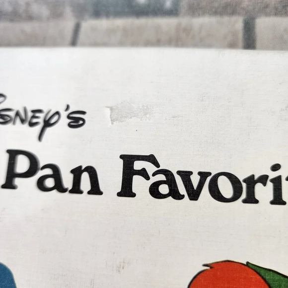 Walt Disney 1973 Vintage  Hardcover Book Set Peter Pan Favorites Dumbo Favorites - Picture 5 of 10